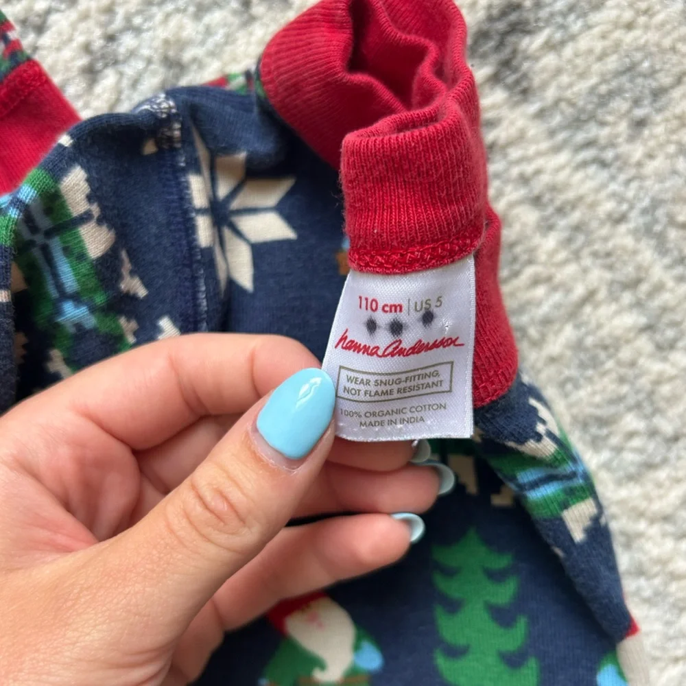 Hanna Andersson Christmas pajamas‎ size 5 - Picture 2 of 7